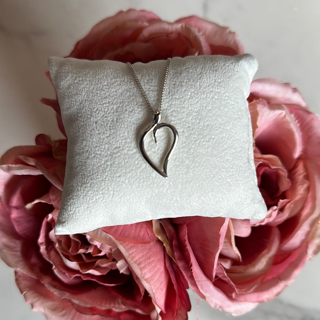 Tiffany & Co. Elsa Peretti open heart necklace in sterling silver