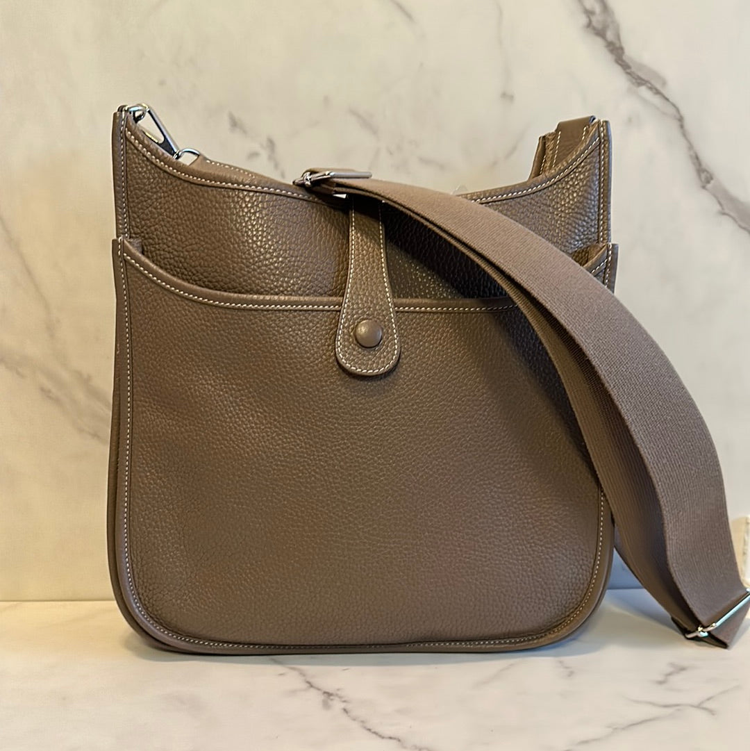 Hermès Evelyne GM, Preowned