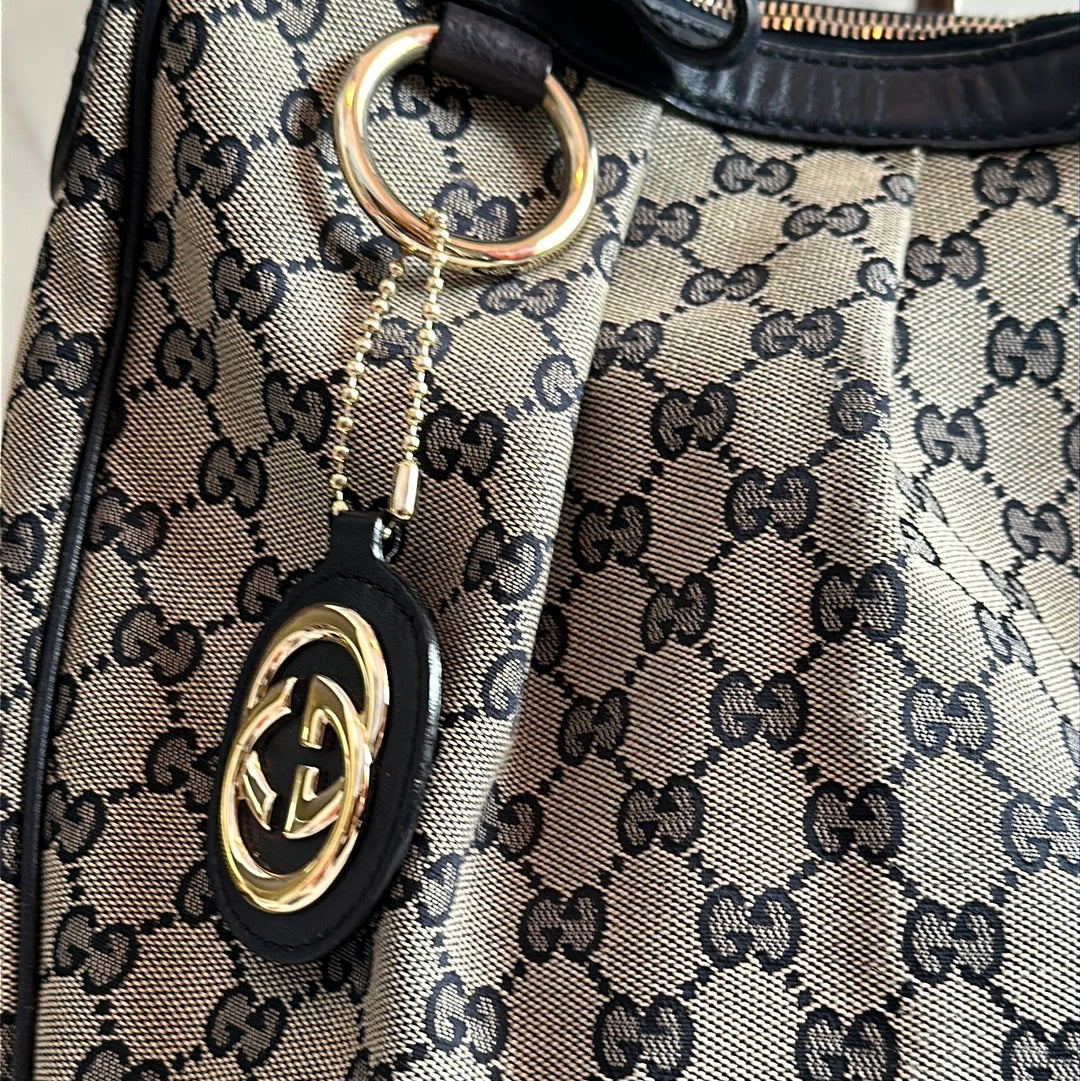 Gucci GG Hobo