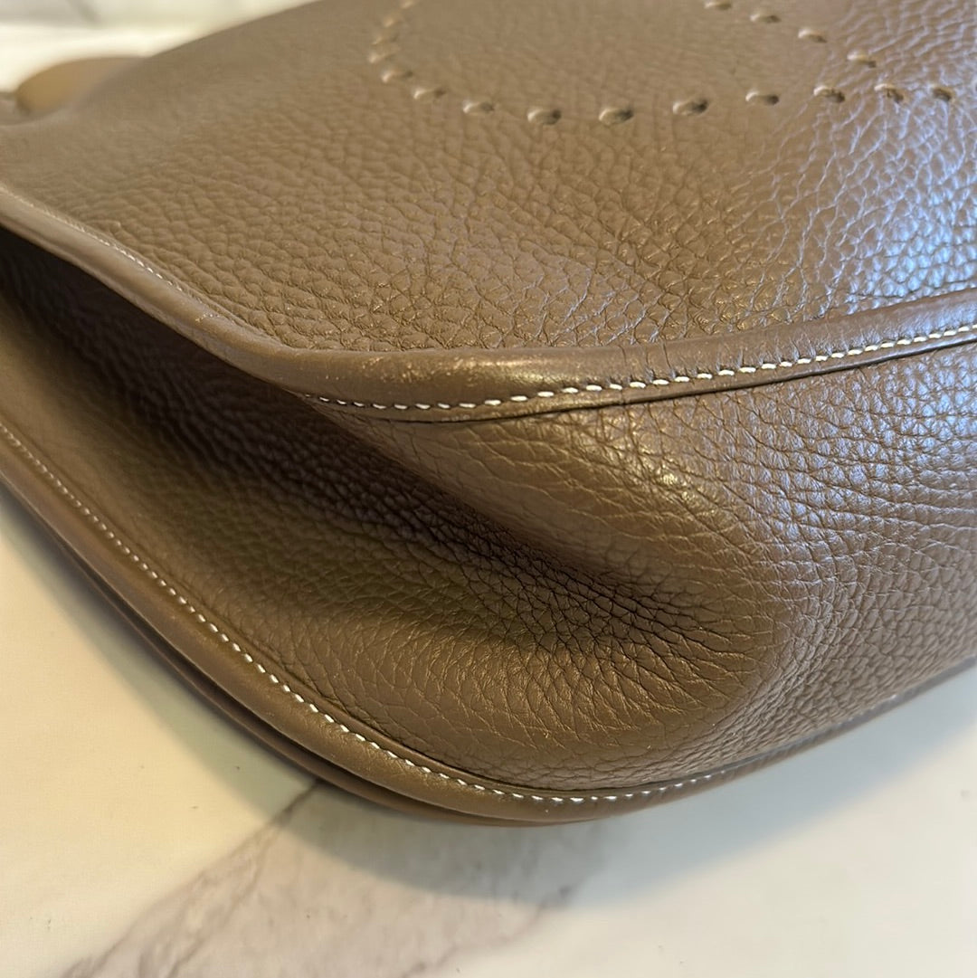 Hermès Evelyne GM, Preowned