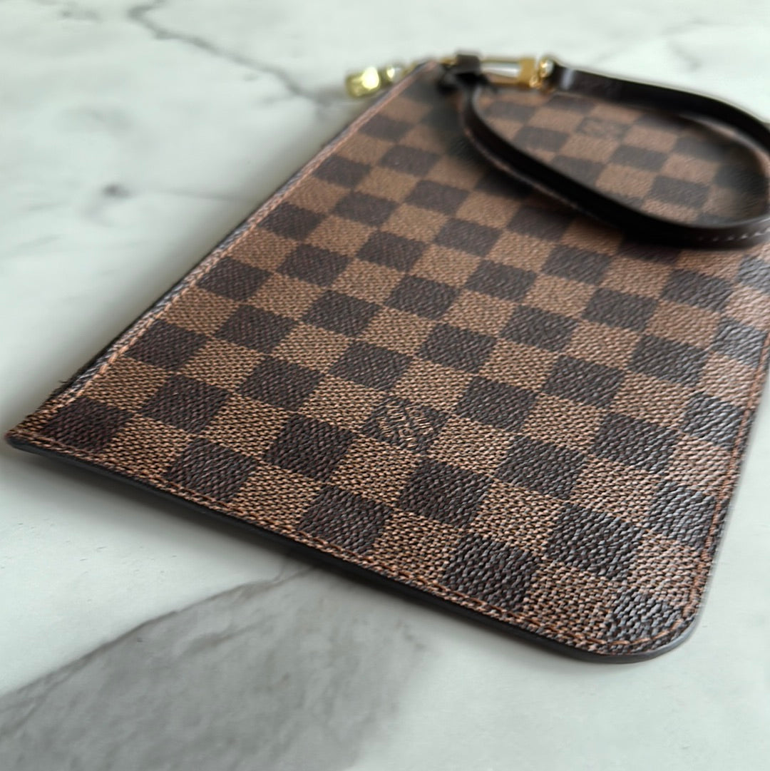 Louis Vuitton Pochette Damier Ebene, Preowned