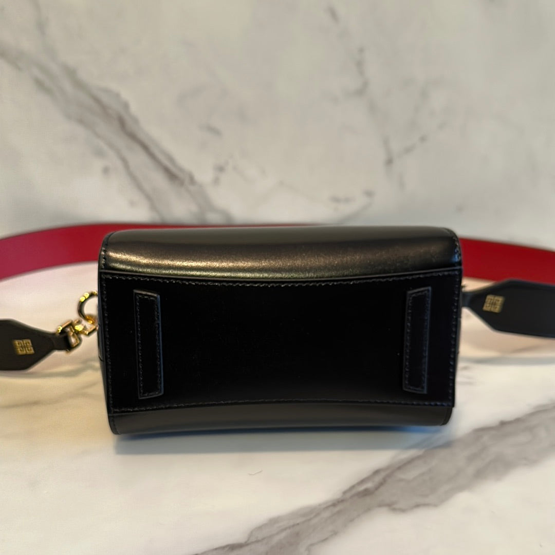 Givenchy Toy Antigona leather satchel, NEW