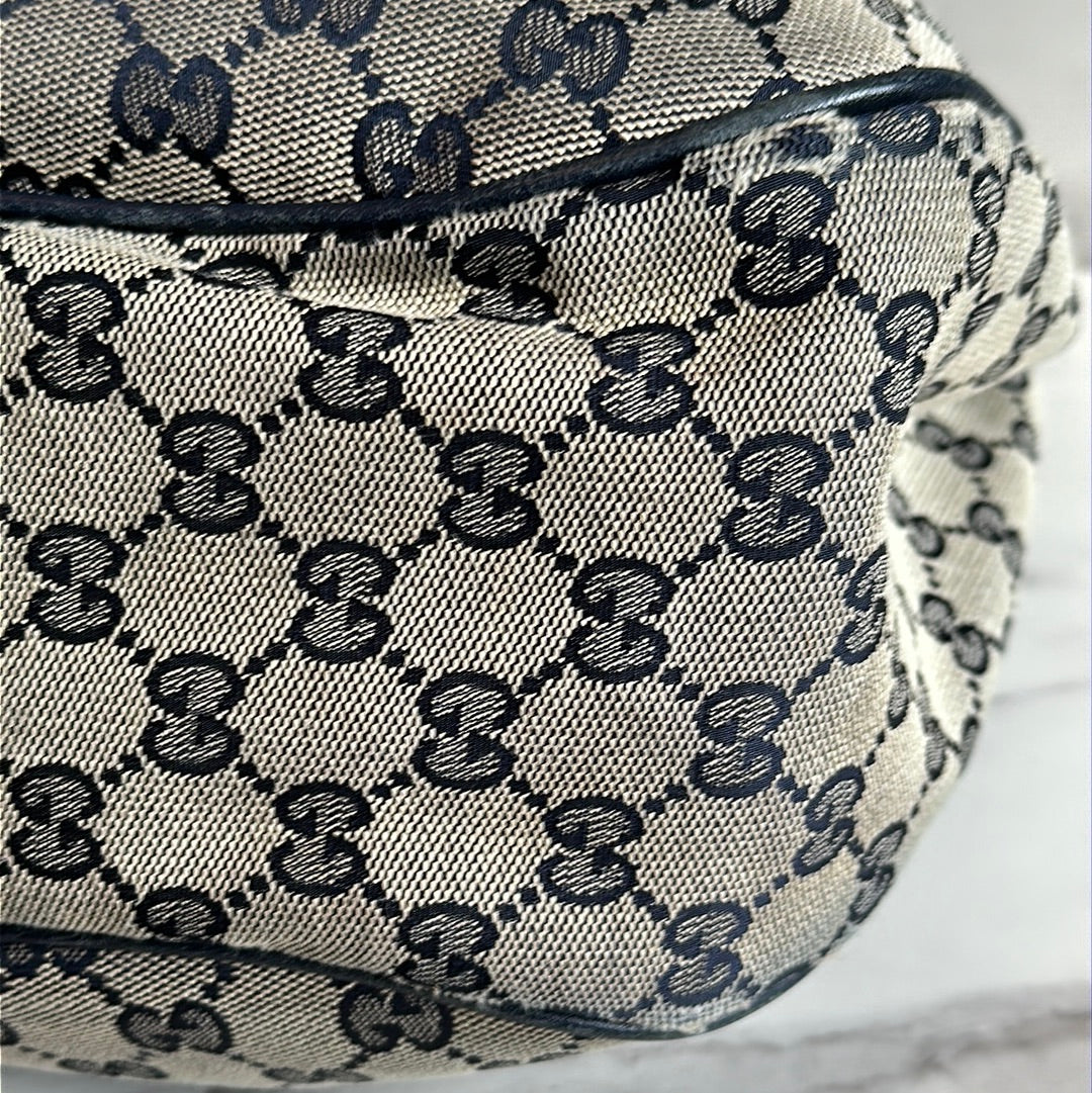 Gucci GG Hobo