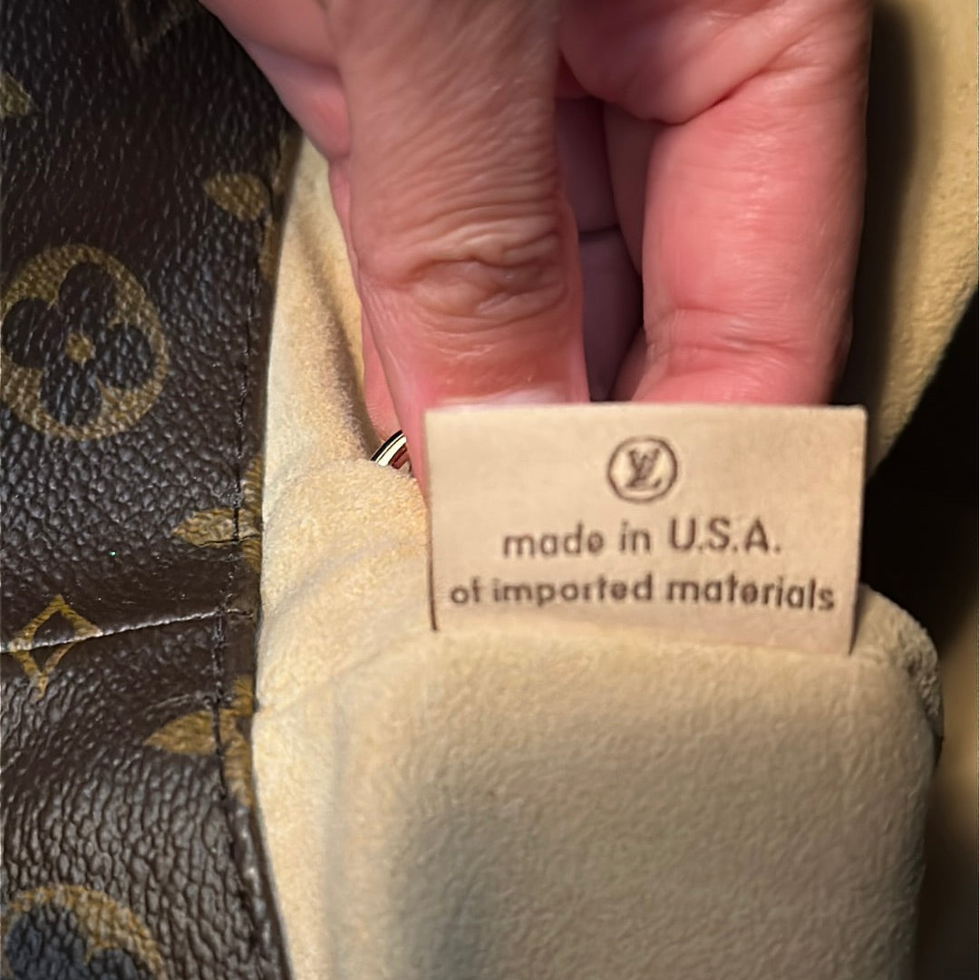 Louis Vuitton Artsy GM, Preowned