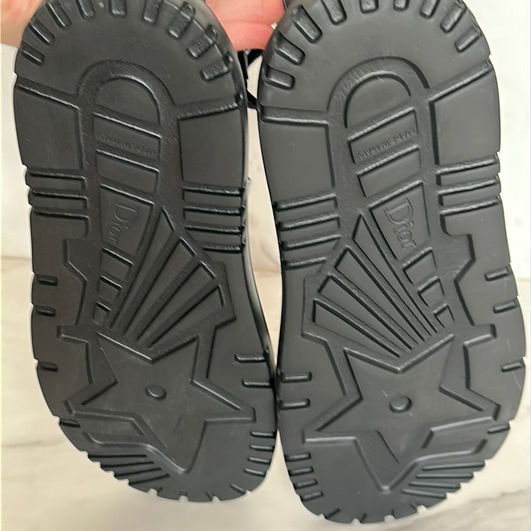 Dior Abbesse Sandals size 40, New in Box