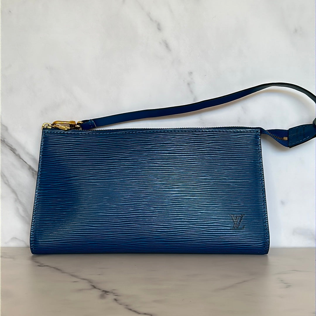 Louis Vuitton Accessory Pouch Epi, Preowned