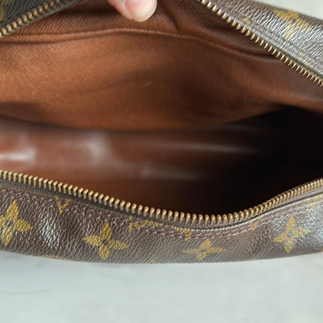 Louis Vuitton Nile, Preowned