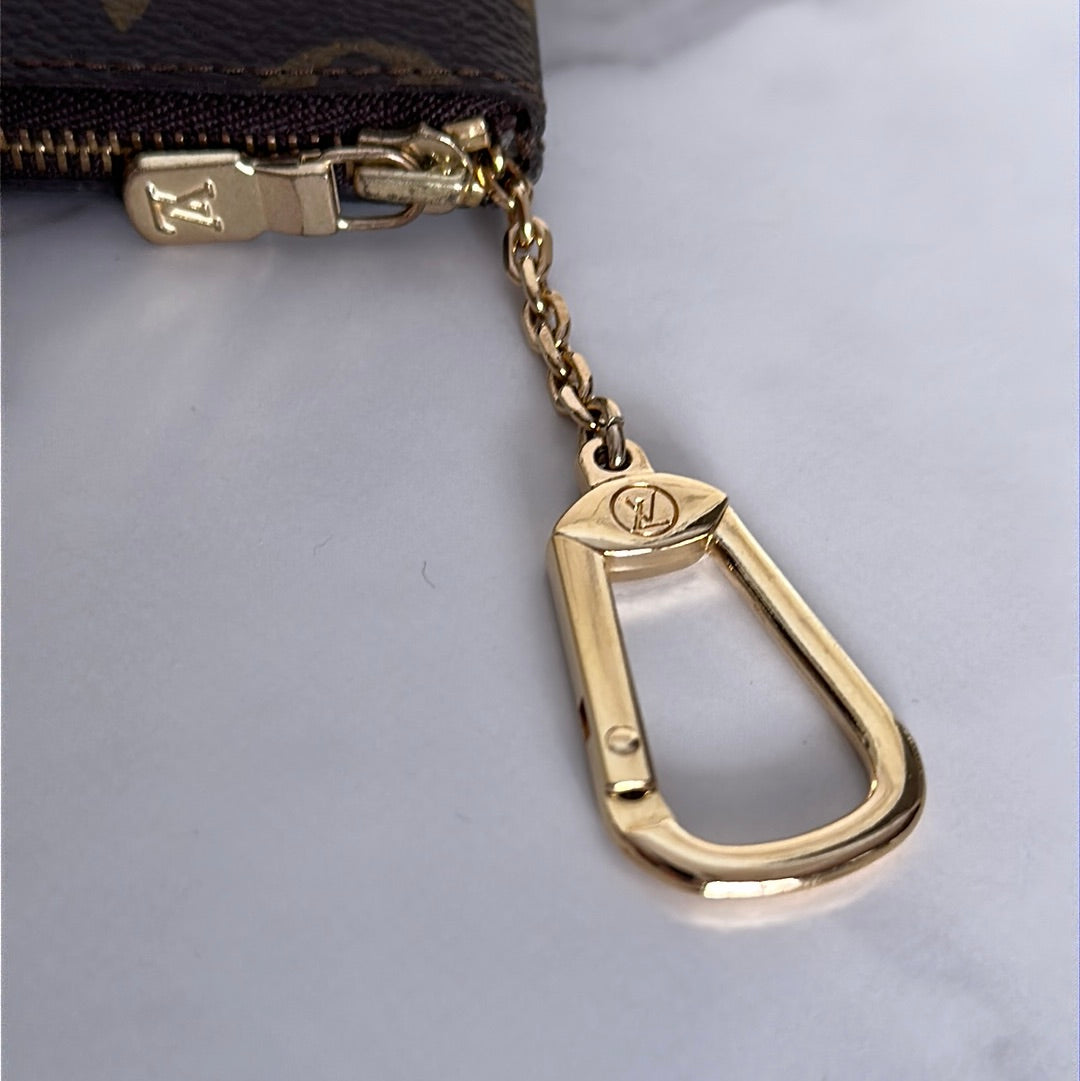 Louis Vuitton Pouchette Cles Monogram, Preowned