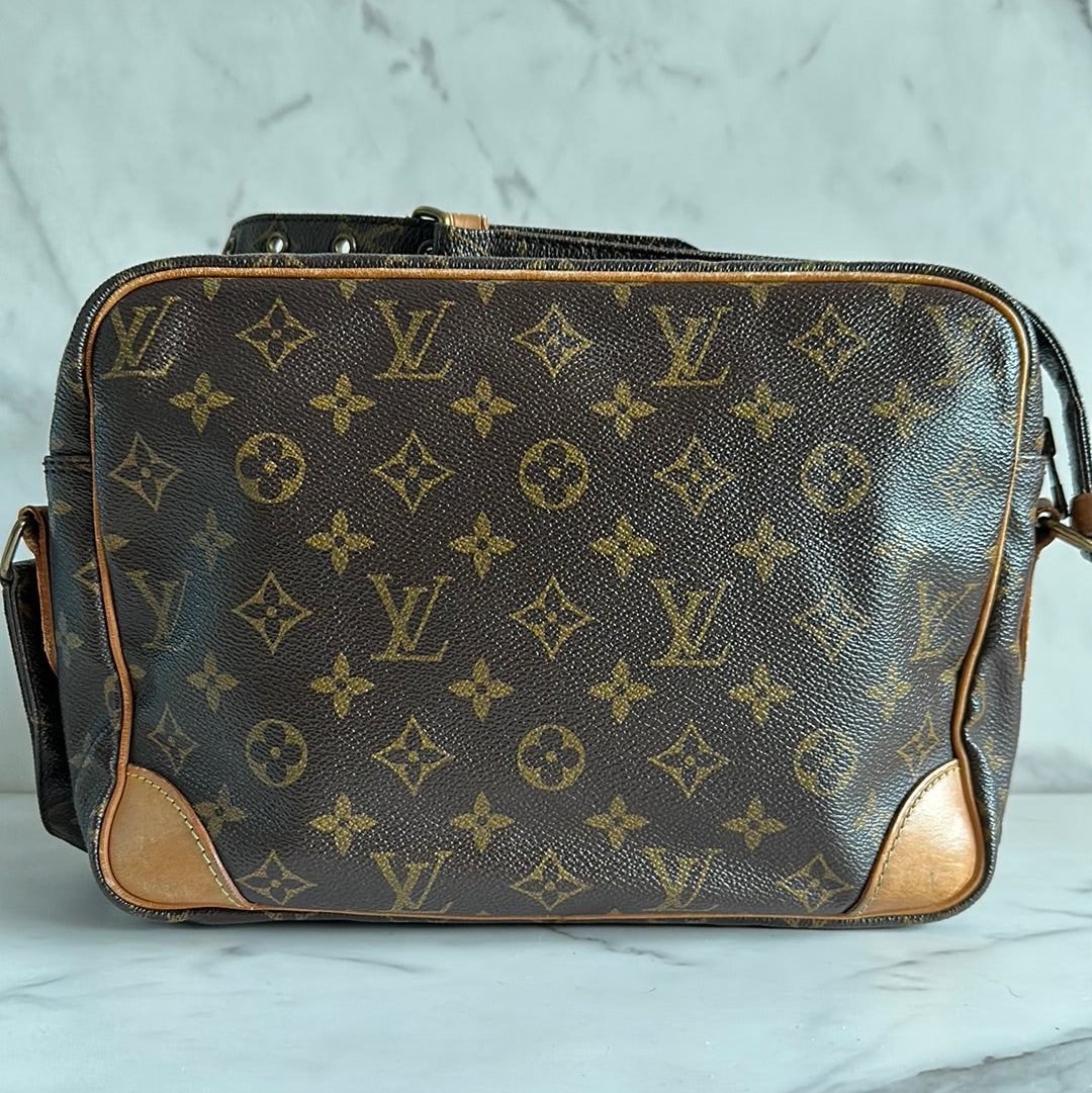 Louis Vuitton Nile, Preowned