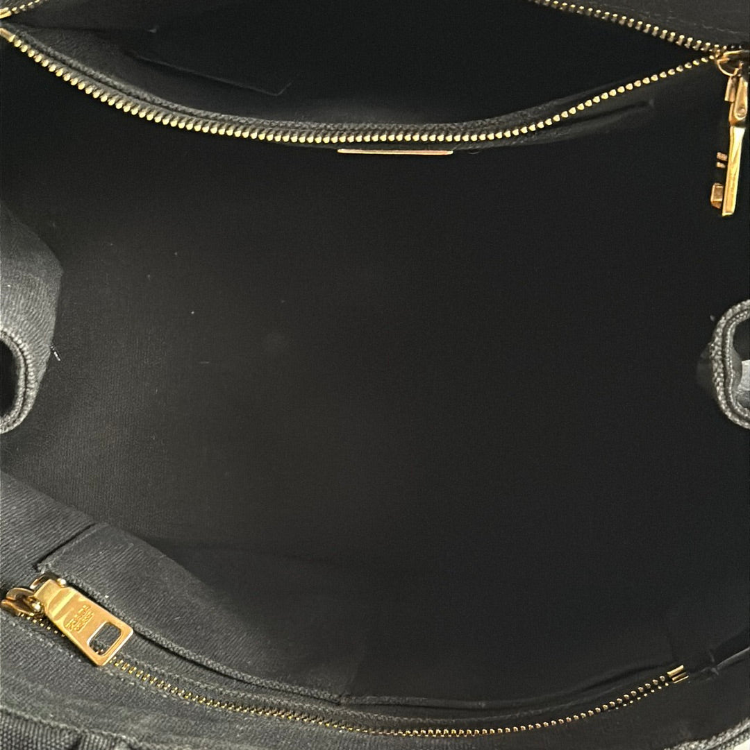 Prada Canapa, Preowned