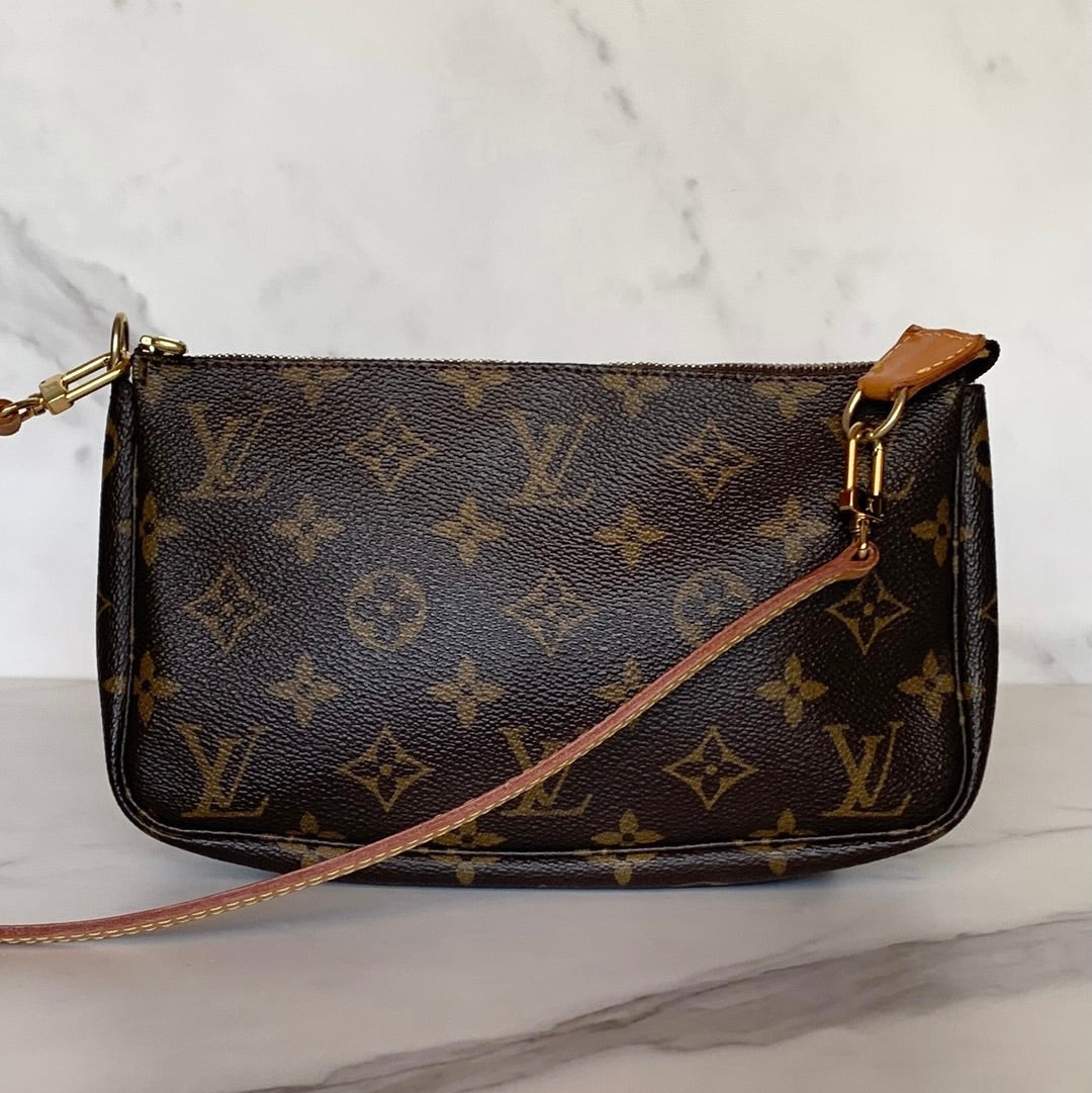 Louis Vuitton Pochette Accessoires, Preowned