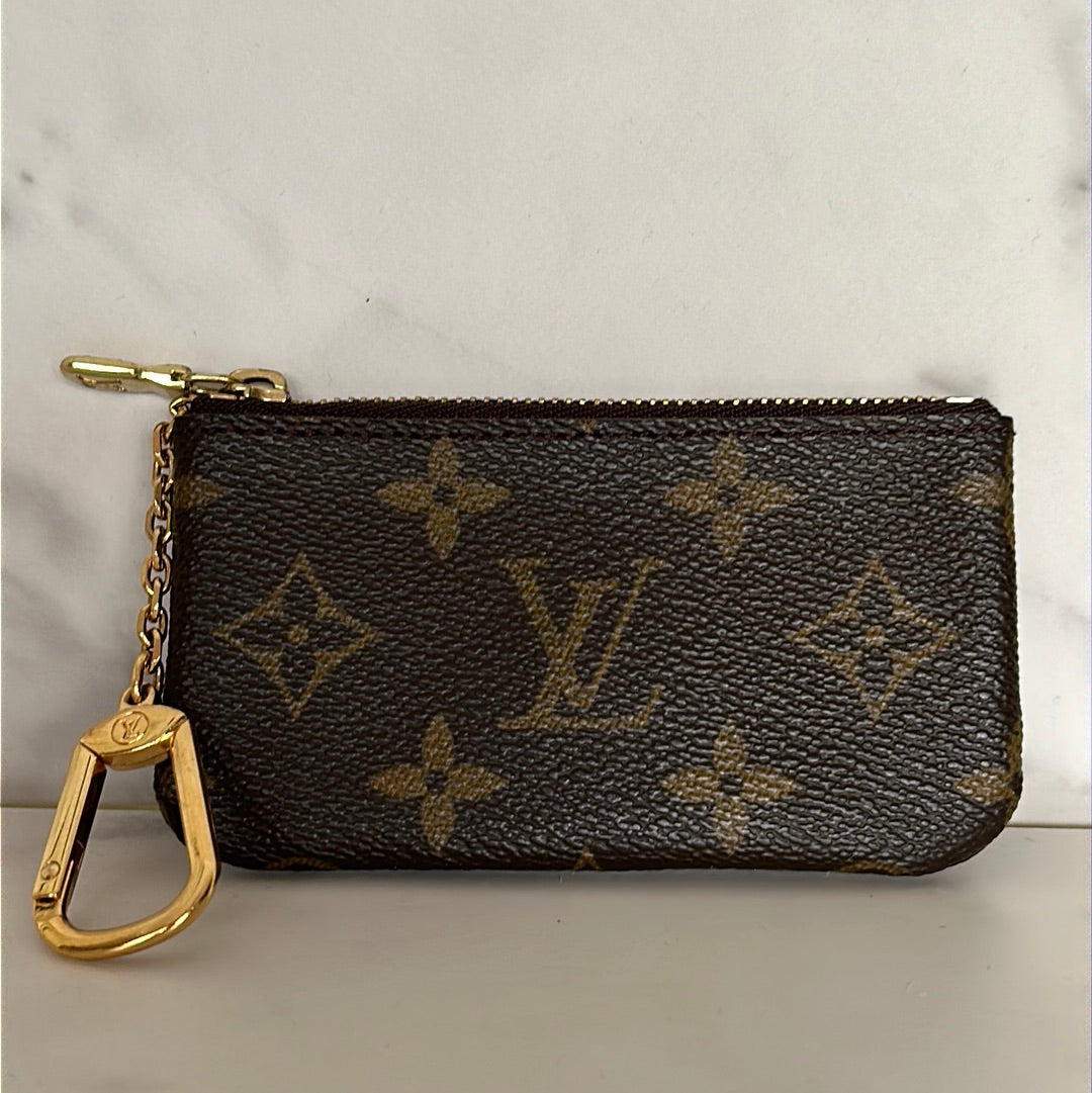 Louis Vuitton Pouchette Cles Monogram, Preowned
