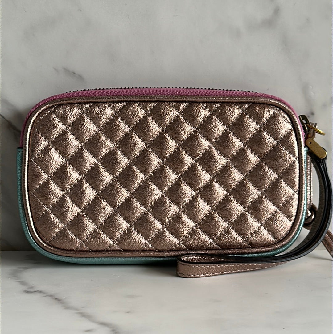 Gucci Wristlet, Preowned