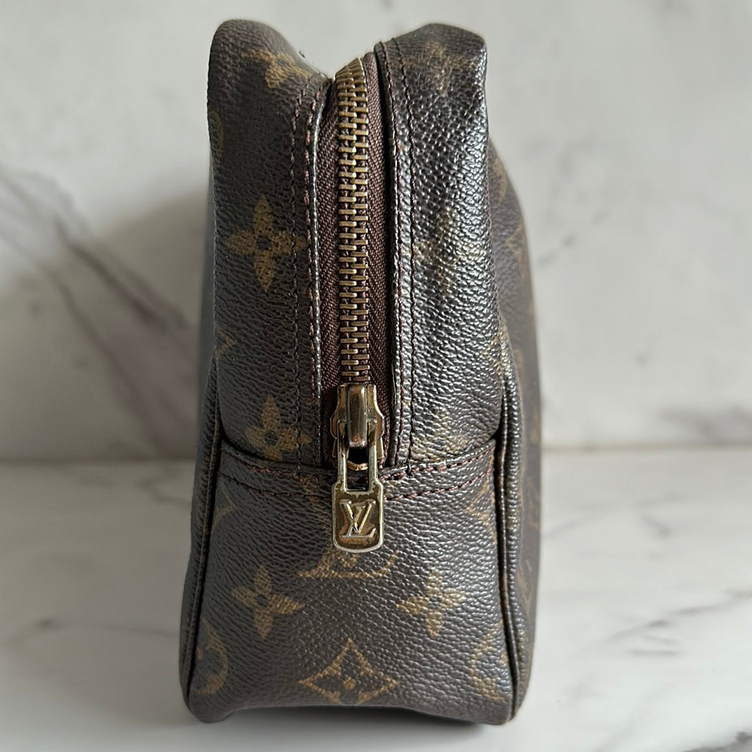 Louis Vuitton Trousse Toilette 28, Preowned