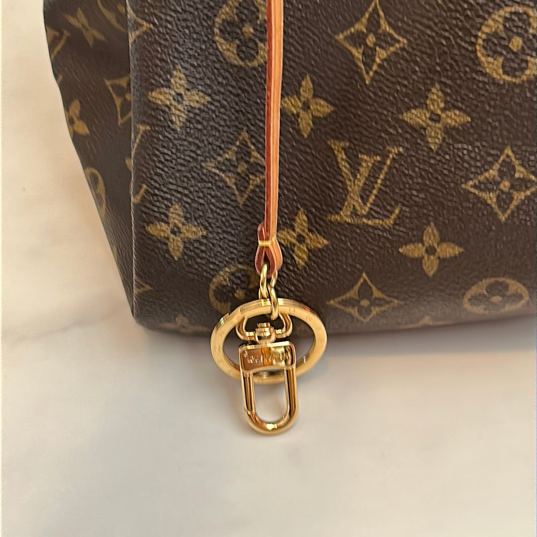 Louis Vuitton Artsy GM, Preowned