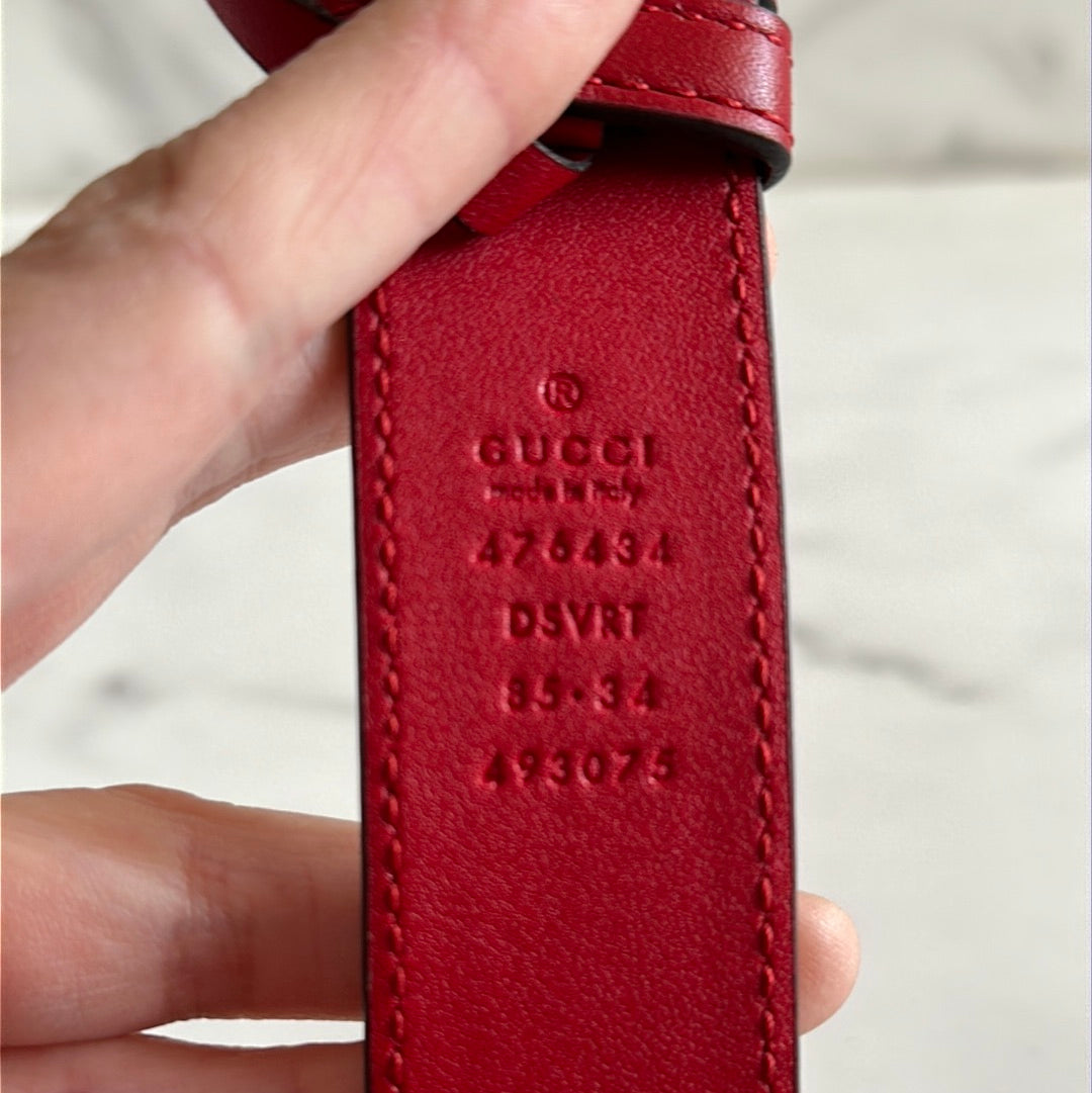 Gucci GG Marmont Waist Bag in red, size 85