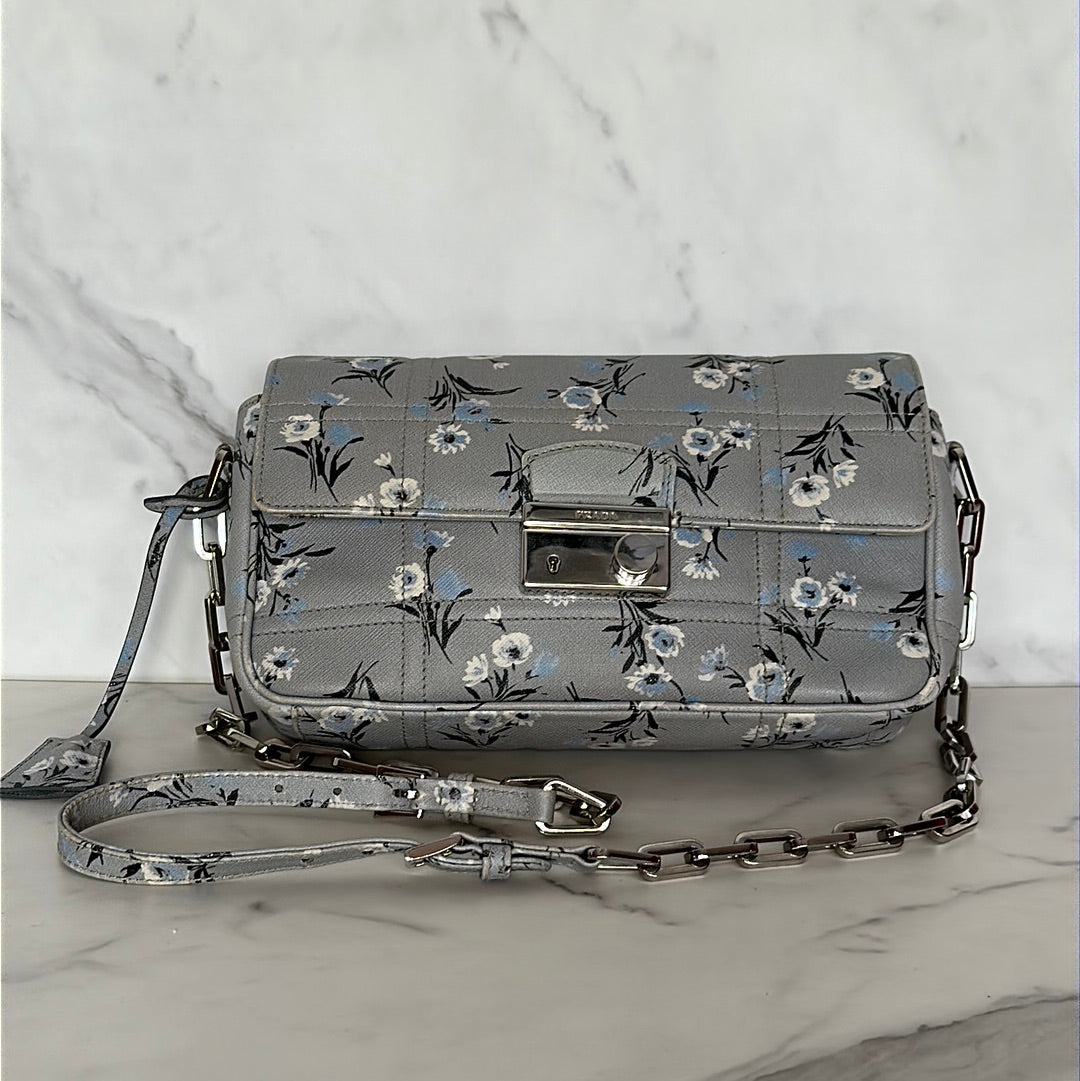 Prada Flower Leather Chain shoulder bag, Preowned