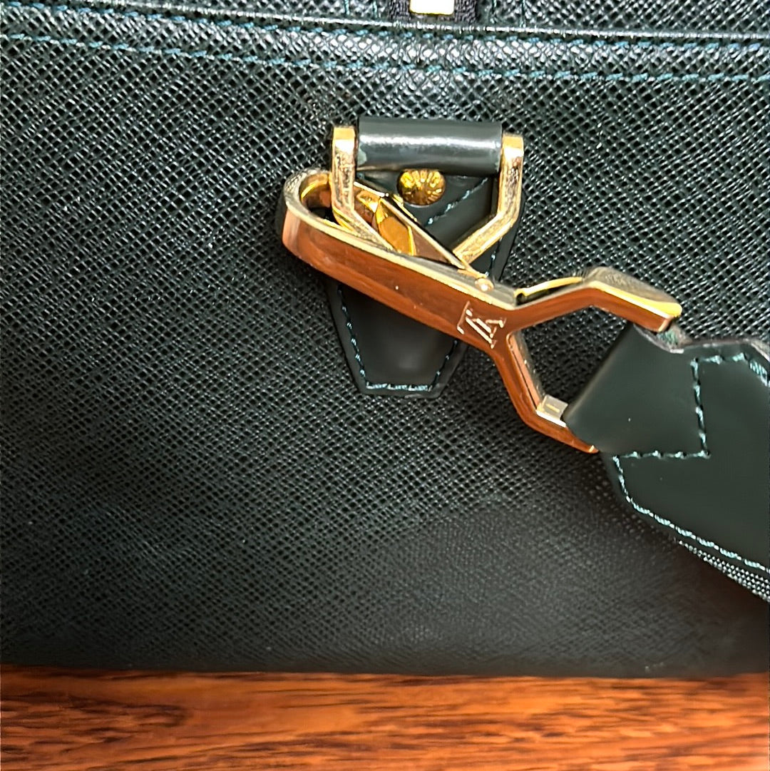 Louis Vuitton Kendall GM, Preowned