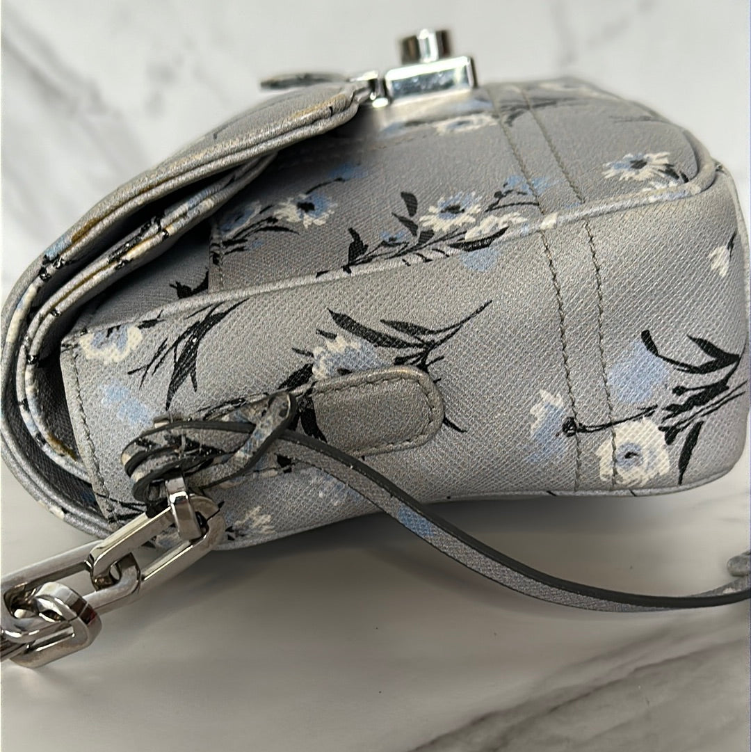 Prada Flower Leather Chain shoulder bag, Preowned