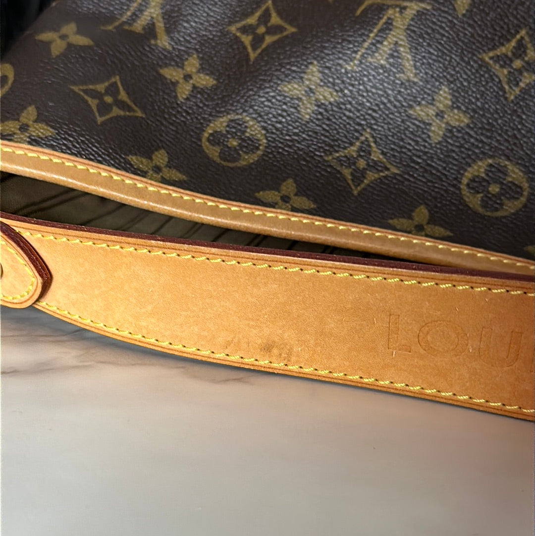 Louis Vuitton Delightful Monogram Canvas MM, Preowned